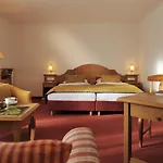 Hotell Maibrunn 4*