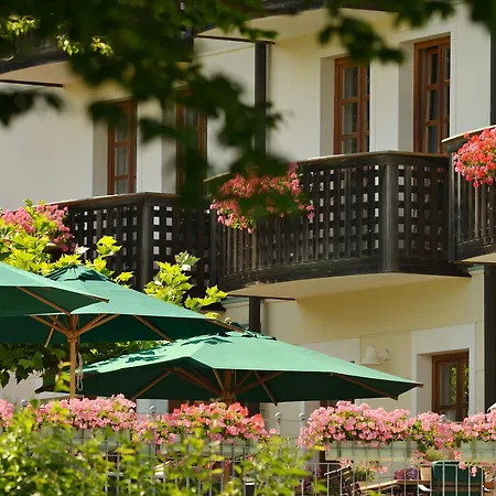 Maibrunn Szálloda 4*